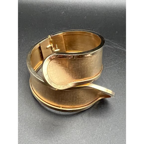 Vintage Signed Bartek Gold tone Textured Hinged Bracelet Cuff Bangle - Picture 1 of 6